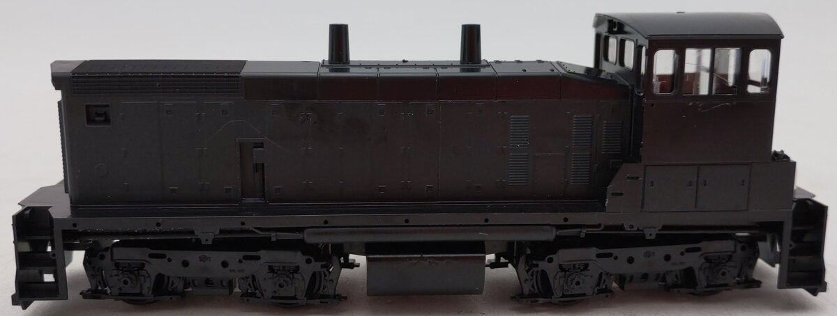 Athearn 3920 HO Scale Undecorated SW1500 Dummy Diesel Locomotive EX/Box
