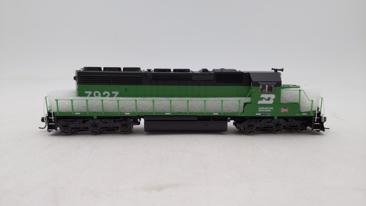 Broadway Limited 5271 HO BN EMD SD40-2 Low Nose Diesel Locomotive #7927