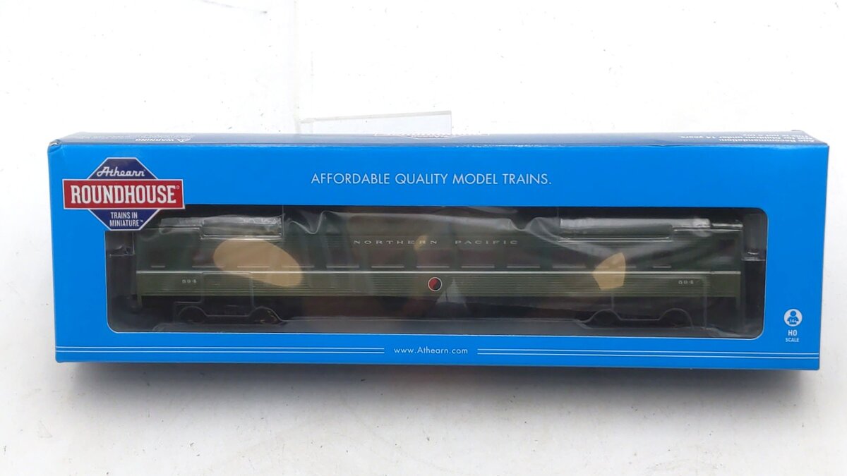 Roundhouse 82975 HO Scale Northern Pacific Streamline Coach Car #594