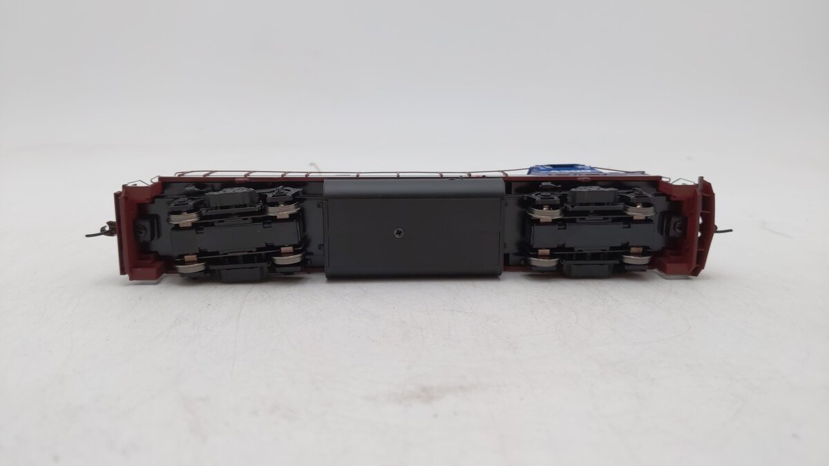 Athearn 94737 HO Helm Leasing/HLCX GP40X Diesel Locomotive #4300