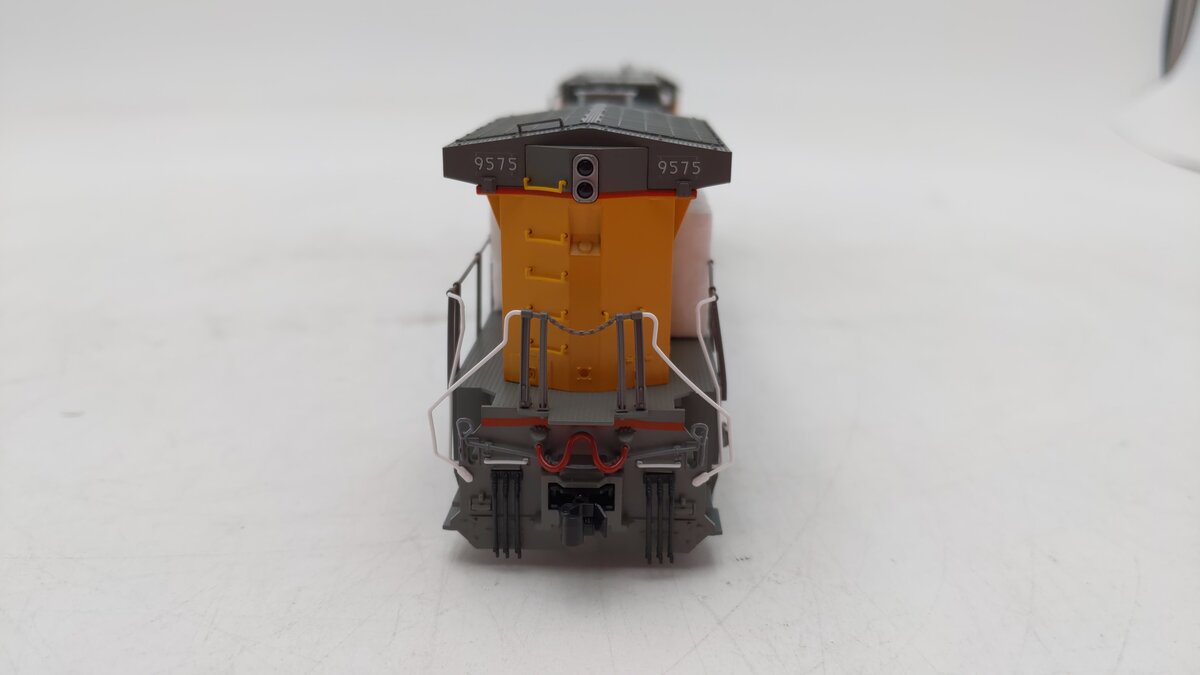 Kato 37-6626 HO Scale Union Pacific C44-9W Diesel Engine #9575