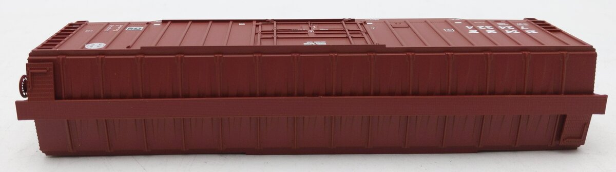 Athearn 70751 HO Scale BNSF 50' Outside-Post Plug-Door Boxcar #724324