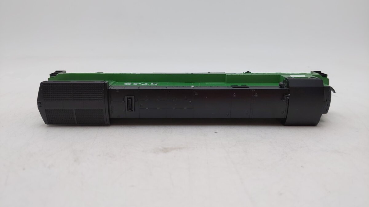 Atlas 8505 HO Burlington Northern U33C Diesel Locomotive #5749 EX/Box