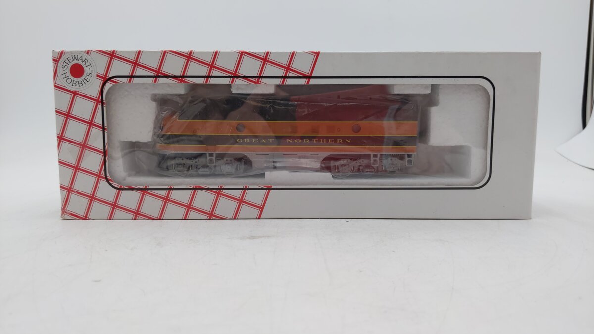 Stewart 5623 HO Great Northern Diesel EMD F7 Phase III  A (Powered) B Set NIB