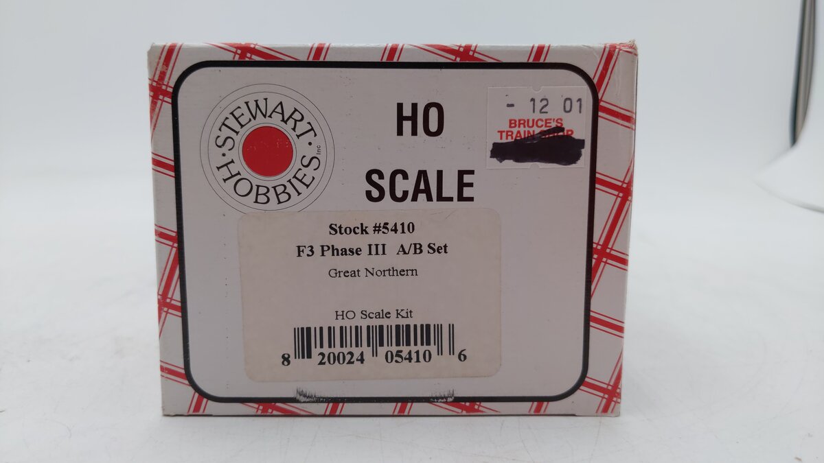 Stewart 5623 HO Great Northern Diesel EMD F7 Phase III  A (Powered) B Set NIB