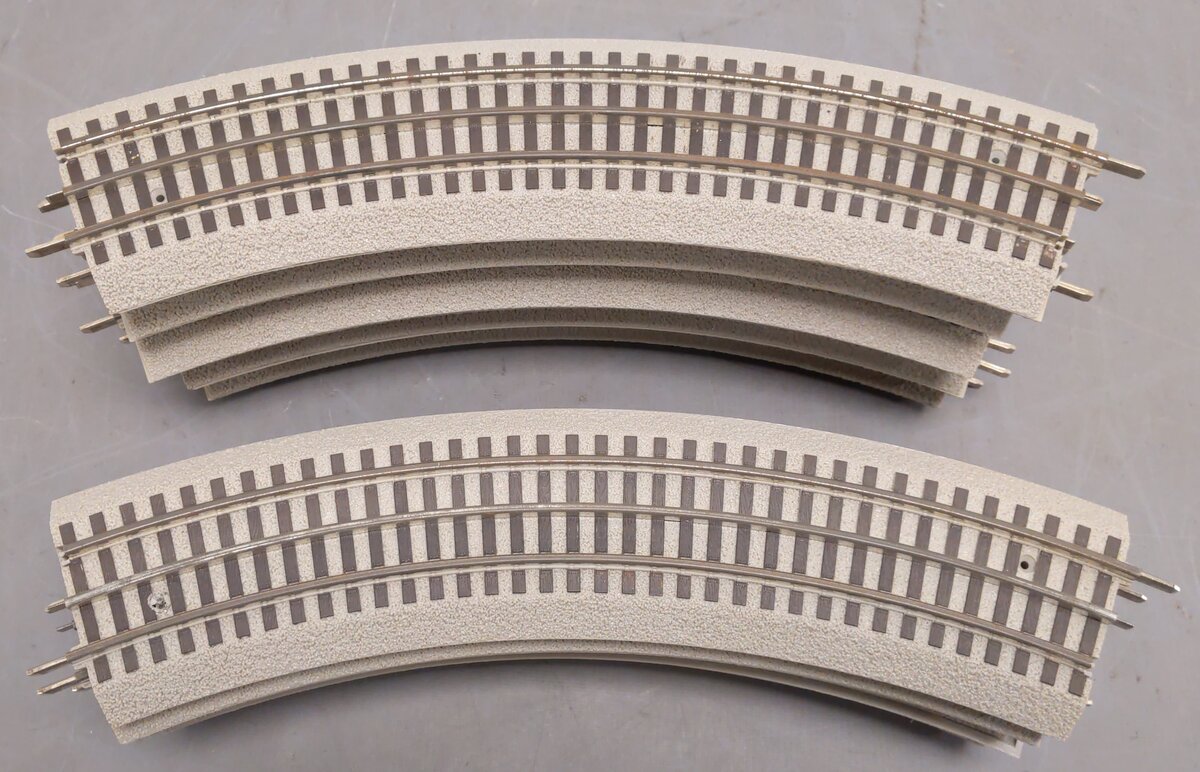 Lionel 6-12015 FasTrack O36 45-Degree Curved Track Sections (17) EX