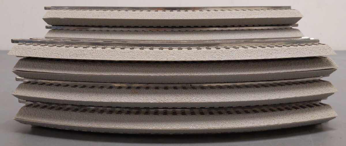 Lionel 6-12015 FasTrack O36 45-Degree Curved Track Sections (17) EX
