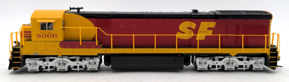 Broadway Limited 4402 HO Santa Fe GE C30-7 Diesel Locomotive #8066 w/Paragon3