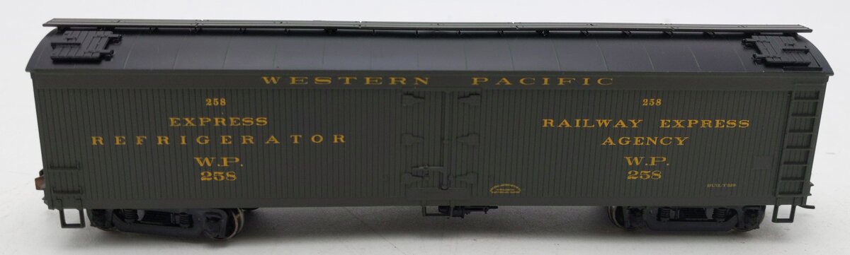 Athearn 92573 HO Western Pacific 50' Express Reefer # 258