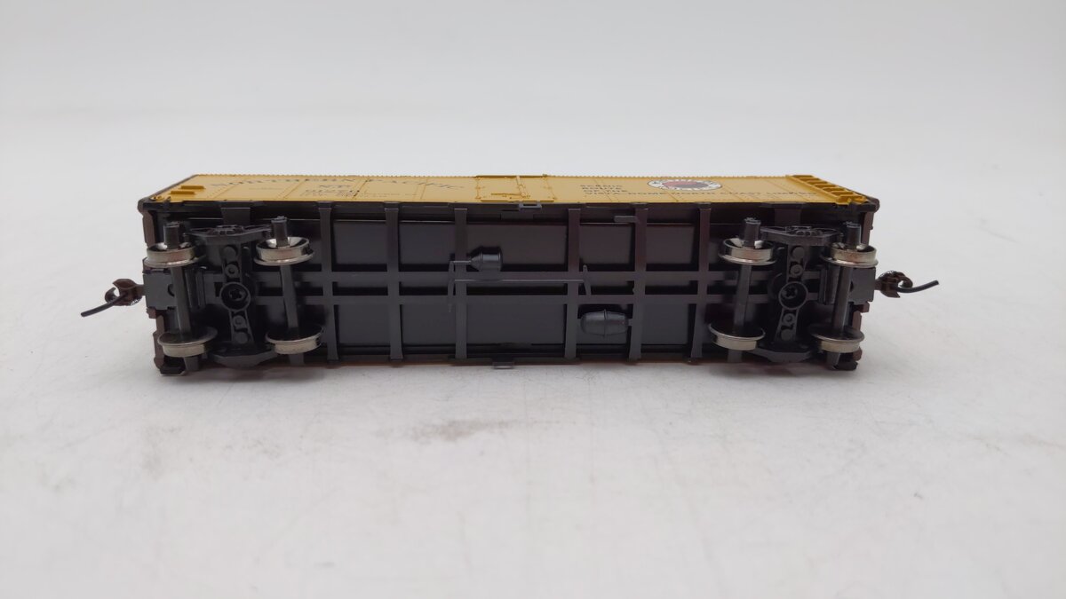 Athearn 71339 HO Northern Pacific 40' Steel Reefer #91276