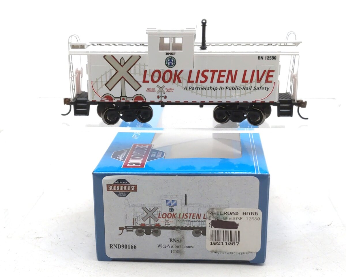 Roundhouse 90166 HO Scale Burlington Northern Santa Fe WV Caboose #12580
