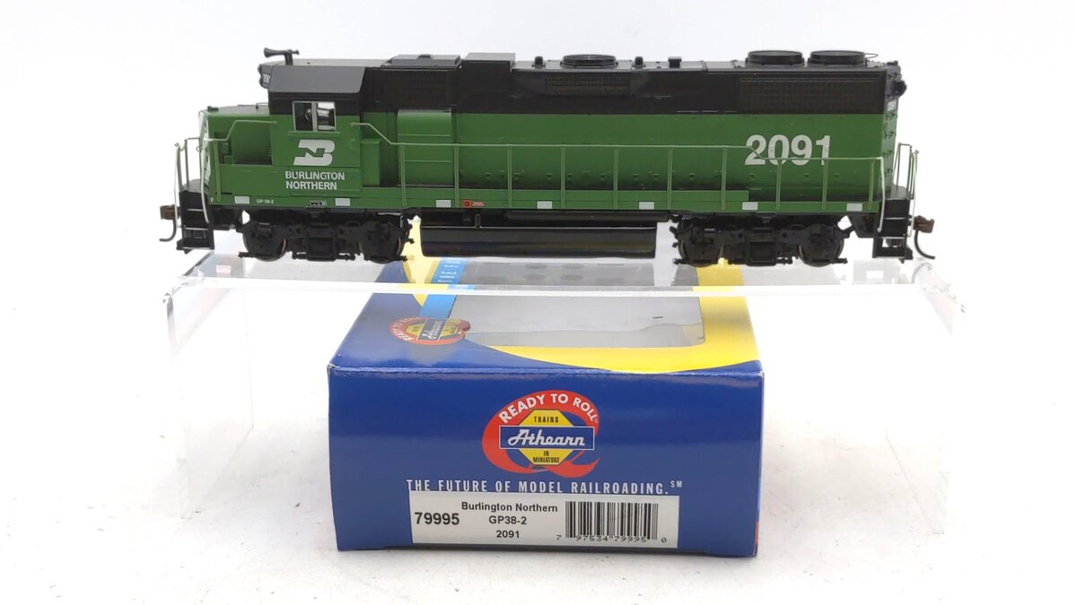 Athearn 79995 HO Scale Burlington Northern GP38-2 Diesel Locomotive #2091 LN/Box