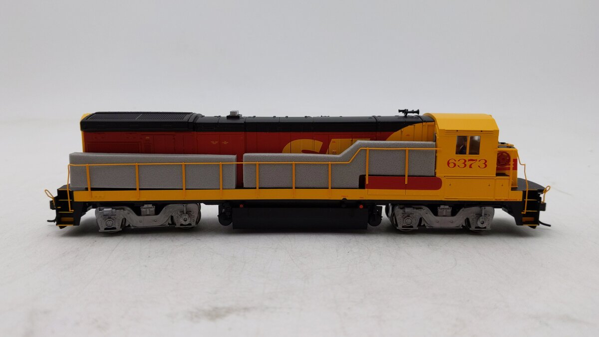 Atlas 8053 HO Santa Fe GE B23-7 Kodachrome #6373 LN/Box