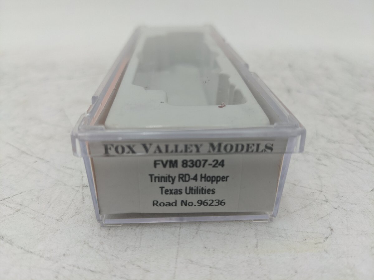 Fox Valley Models 8307 N Texas Utilities RTR Trinity RD4 Hopper #96232