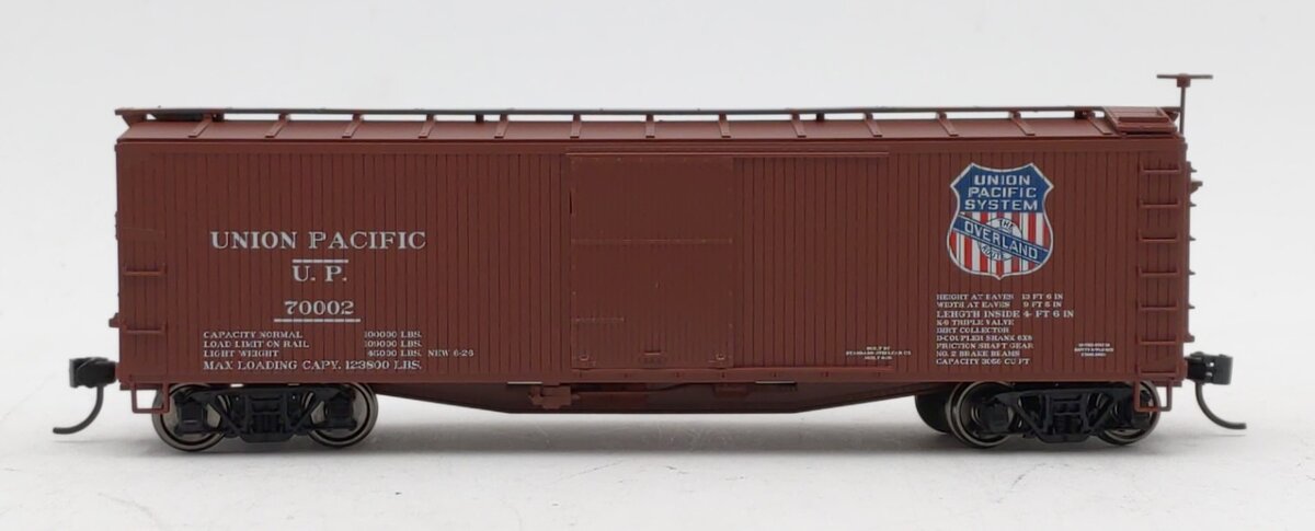 Walthers 910-40167 HO Union Pacific 40' USRA Ready To Run Wood Boxcar #70002