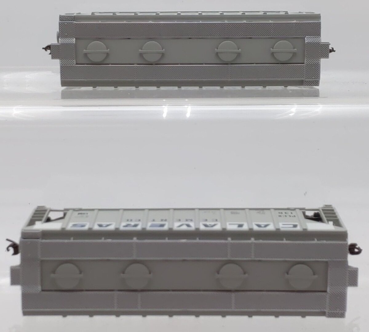 Walthers 932-25388 HO Calaveras Cement Hopper 2-Pack