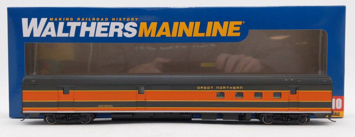 Walthers 910-30315 HO GN RTR 85' Budd Baggage-Railway Post Office Car