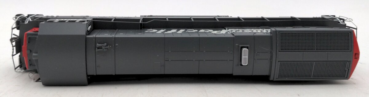 Atlas 10002080 HO Southern Pacific GE B30-7 Phase 1 Low-Nose Diesel Engine #7850