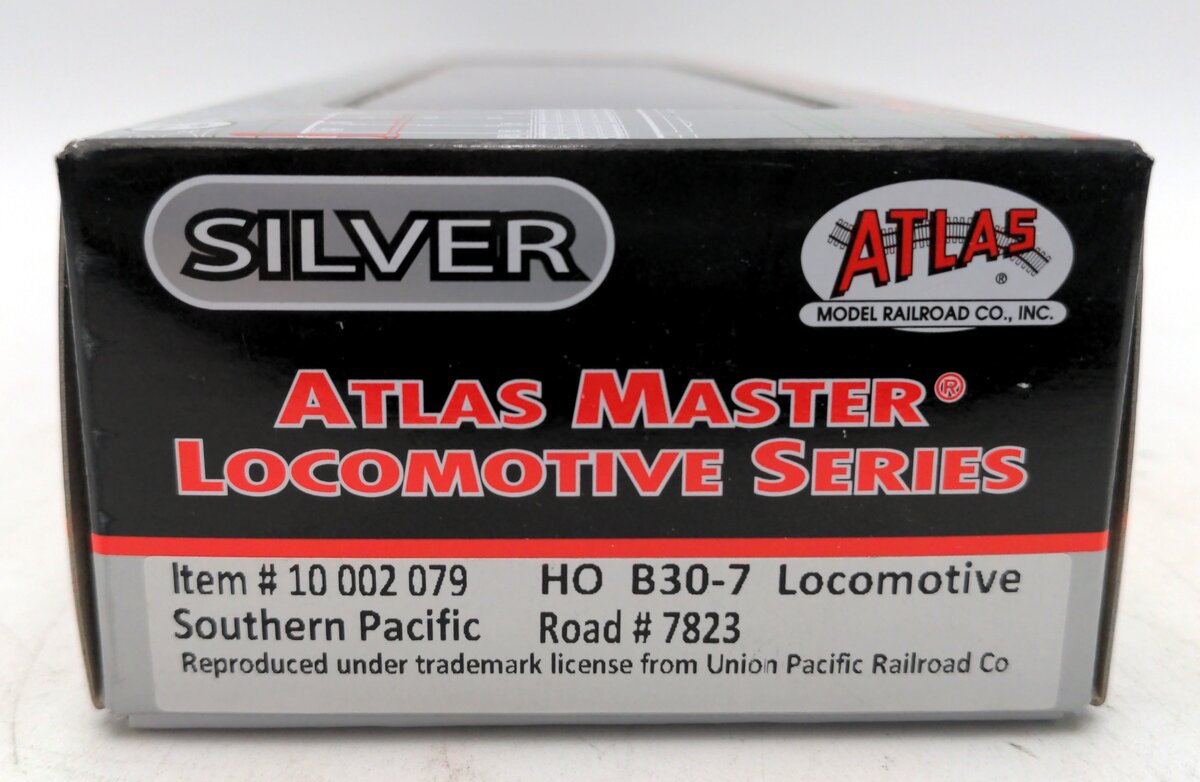 Atlas 10002079 HO SP GE B30-7 Phase 1 Low-Nose Diesel Locomotive w/Light #7823