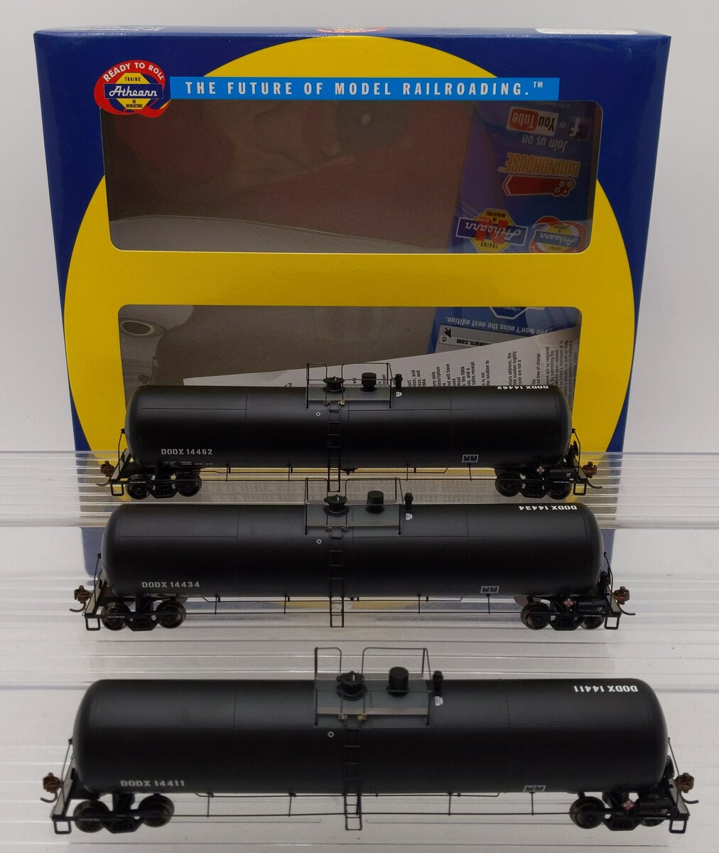 Athearn 98442 HO DODX 30,000-Gallon Ethanol Tank Cars #2 (3)