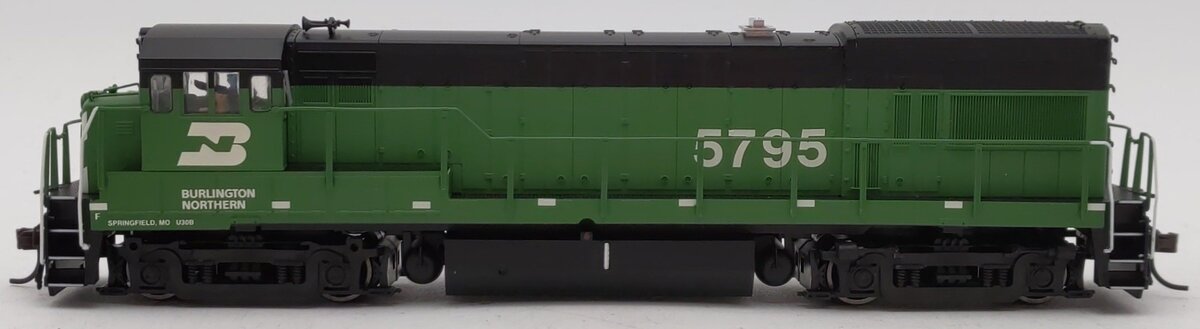 Atlas 10001171 HO Scale Burlington Northern U30B Gold #5795