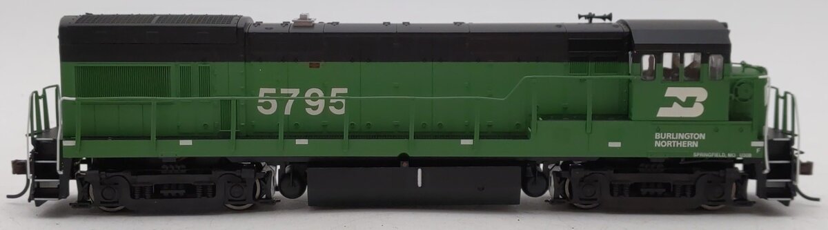 Atlas 10001171 HO Scale Burlington Northern U30B Gold #5795