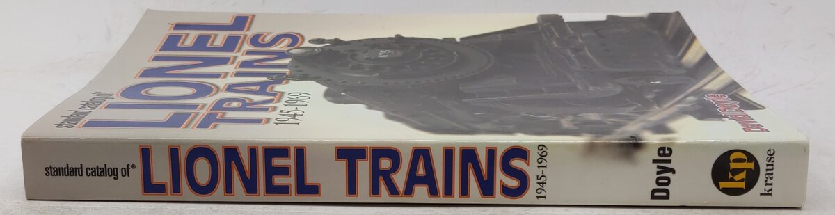 Standard Catalog of Lionel Trains : 1945-1969 Paperback Book By David Doyle VG