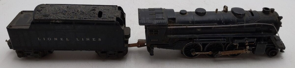 Lionel 1666 Vintage O 2-6-2 Die-Cast Steam Locomotive & Tender VG