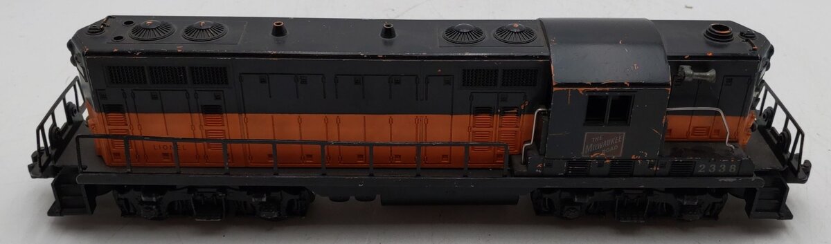 Lionel 2338 Vintage O Milwaukee Road Powered GP-7 Diesel Locomotive VG