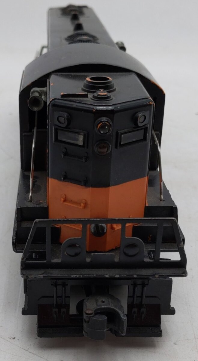 Lionel 2338 Vintage O Milwaukee Road Powered GP-7 Diesel Locomotive VG