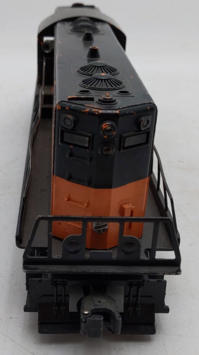 Lionel 2338 Vintage O Milwaukee Road Powered GP-7 Diesel Locomotive VG