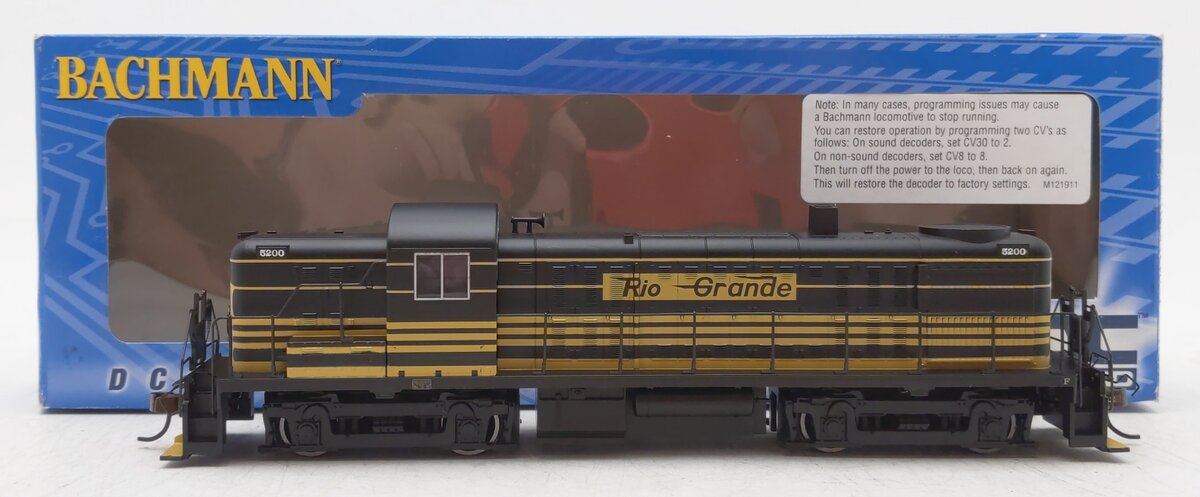 Bachmann 64202 HO Scale D&RGW RS3 Early Diesel Locomotive #5200 w/DCC