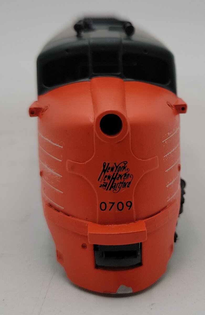Athearn  HO Scale New Haven Diesel Locomotive #0709-Custom