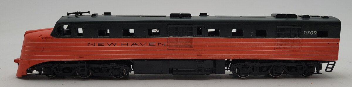Athearn  HO Scale New Haven Diesel Locomotive #0709-Custom