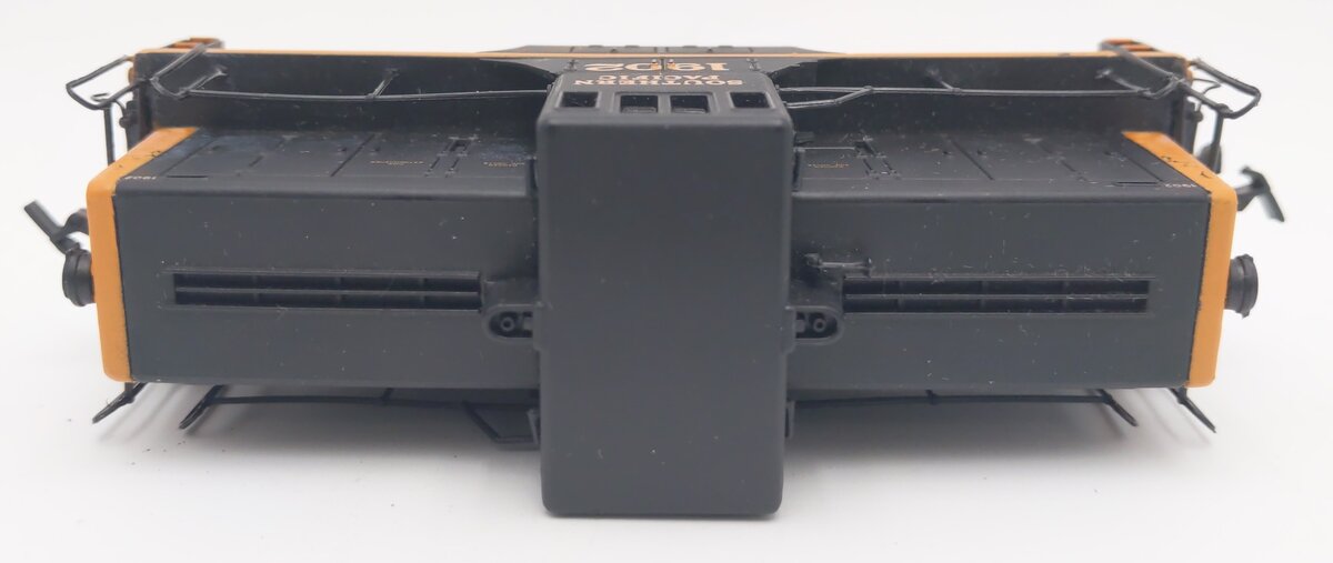 Bachmann 80017 HO Southern Pacific GE 44-Ton Diesel Switcher #1902