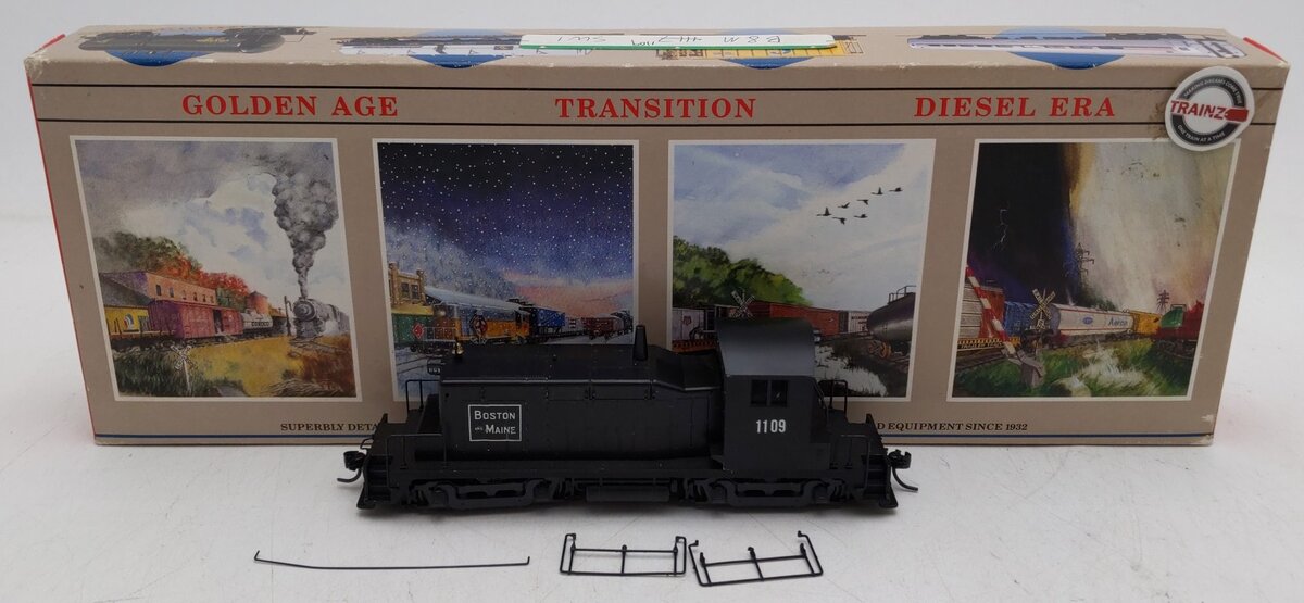 Walthers 932-1350 HO Boston & Maine EMD SW-1 Diesel Locomotive #1109-Custom EX/Box