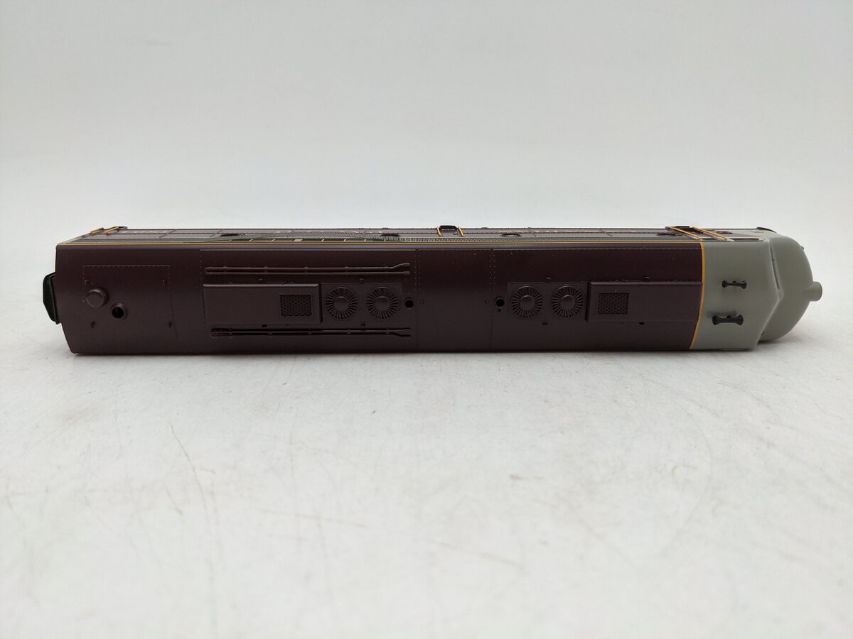 Broadway Limited 445 HO Canadian Pacific EMD E8A Diesel #1801 w/DCC & Sound EX/Box