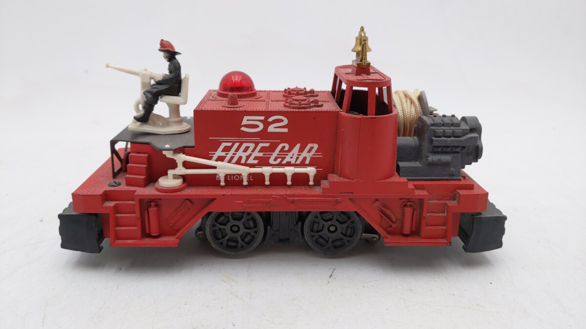 Lionel 52 Vintage O Motorized Fire Car VG