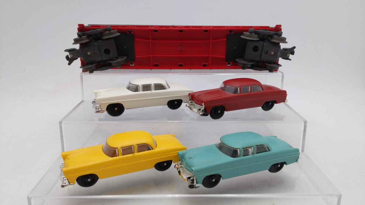 Lionel 6414 Vintage O Evans Autoloader with 4 Cheapie Autos - Rare Version VG/Box