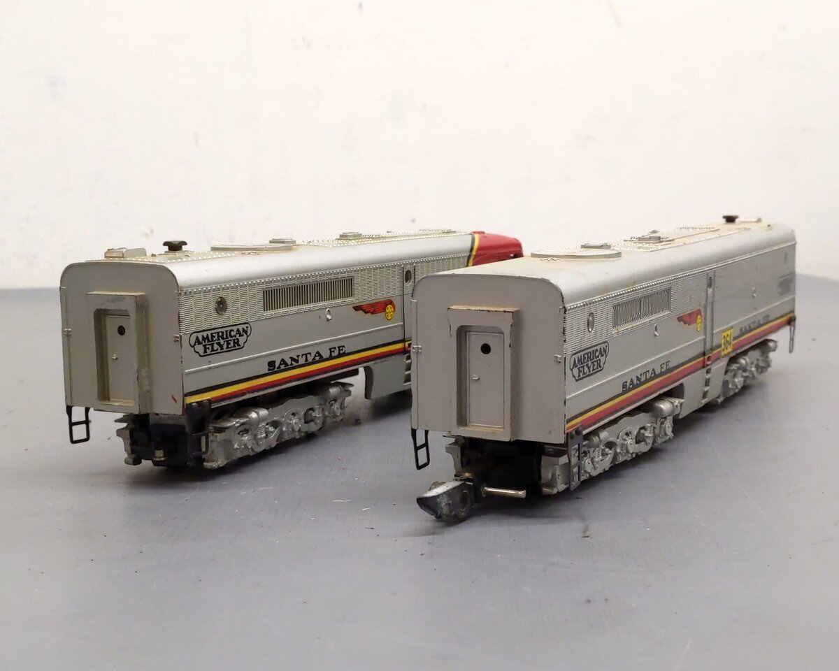American Flyer 365 Vintage S Santa Fe Diesel Locomotive Set PA #360 & PB #364 VG