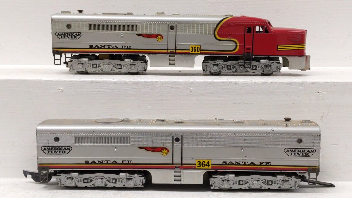 American Flyer 365 Vintage S Santa Fe Diesel Locomotive Set PA #360 & PB #364 VG