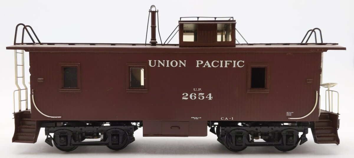 Sunset Models 2667 O Scale BRASS Union Pacific CA-1 Wood Caboose (Red) 2-Rail EX/Box