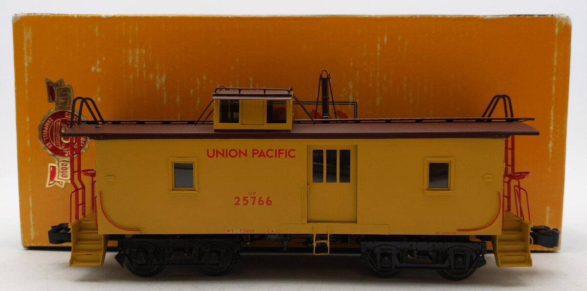 Sunset Models 3700 O BRASS Union Pacific CA-1 Wood Caboose (Yellow) EX/Box