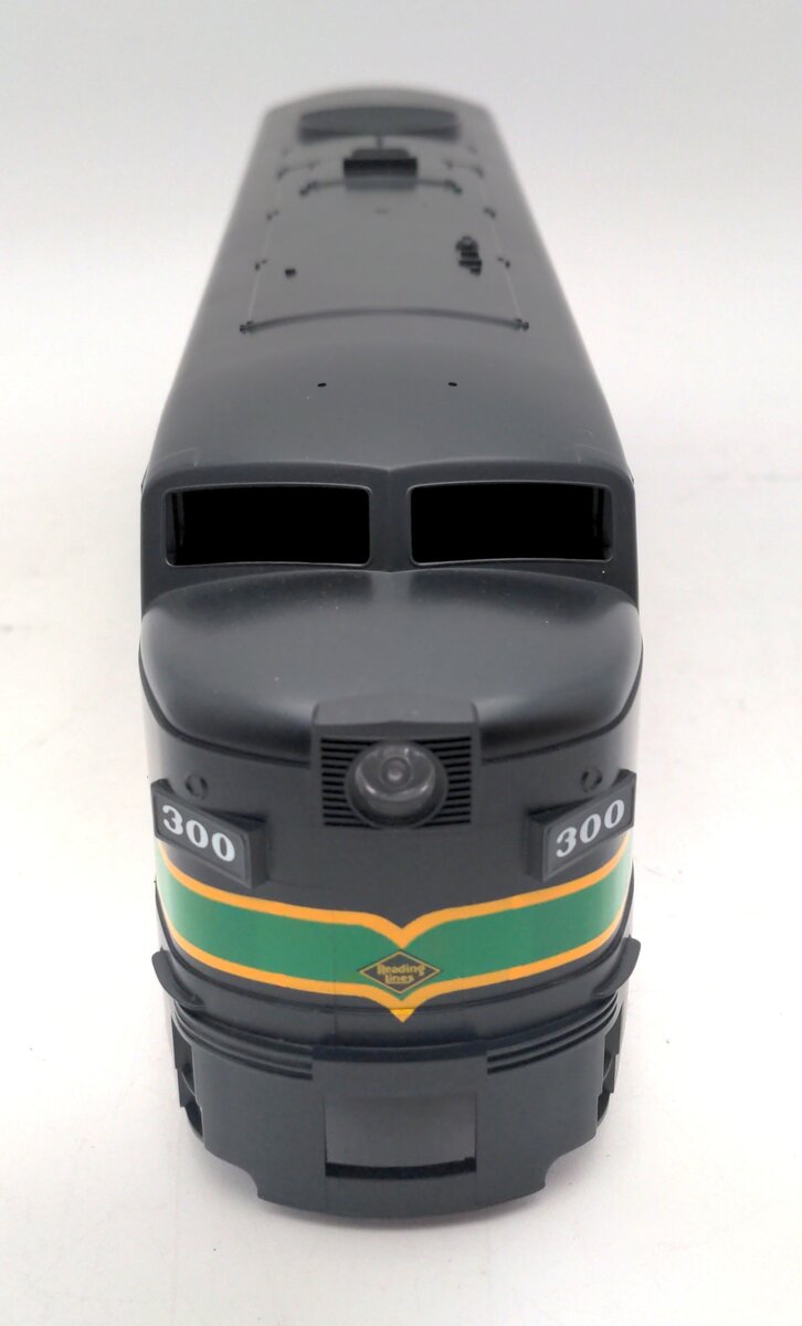 Weaver 6060 O Scale Reading FA-2 Diesel Locomotive A-Unit #300 EX/Box