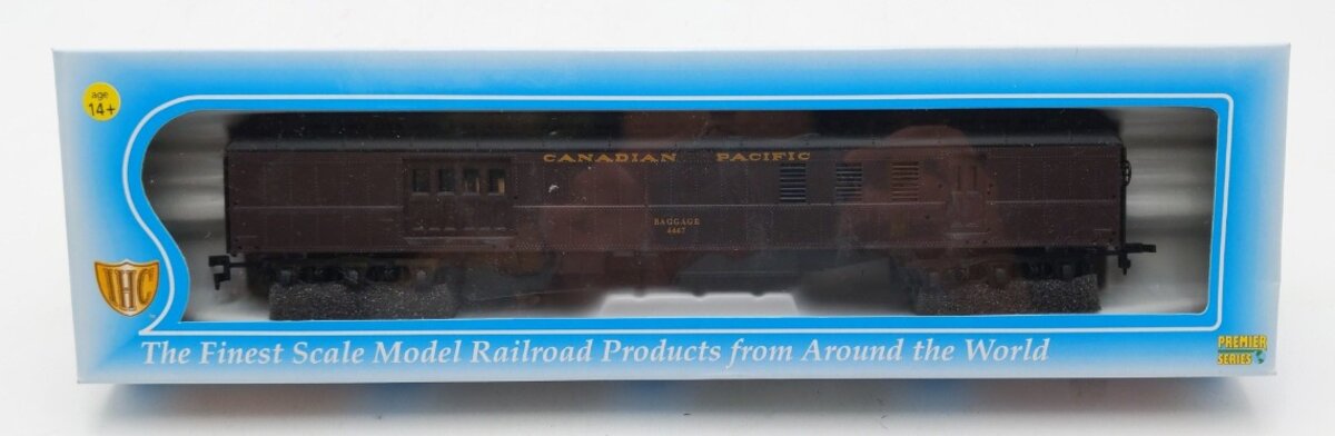 IHC 49115 HO Scale Canadian Pacific Heavy Weight RPO Passenger Car #4467