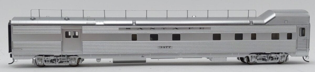 Walthers 920-9641 HO SF Deluxe Edition 1 85' Baggage-Dorm Transition Car #3477