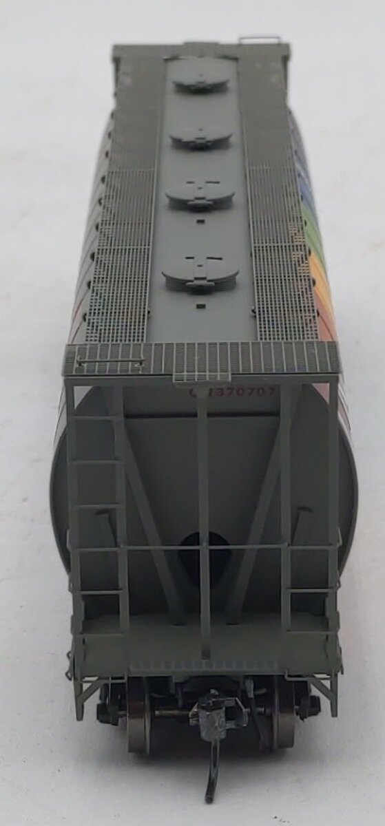 InterMountain 45225-09  HO Canadian National 4-Bay Cylindrical Hopper #370707 LN/Box