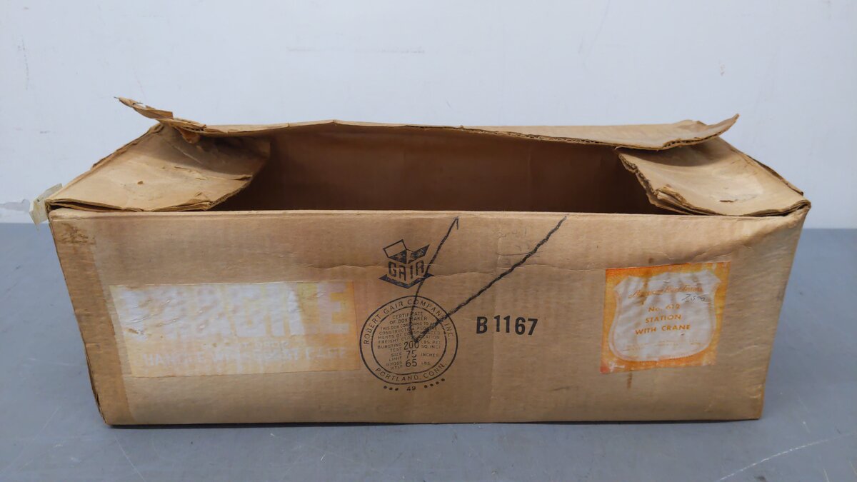American Flyer 612 Vintage S Gauge Mystic Tin Freight/Passenger Station w/Crane/Box