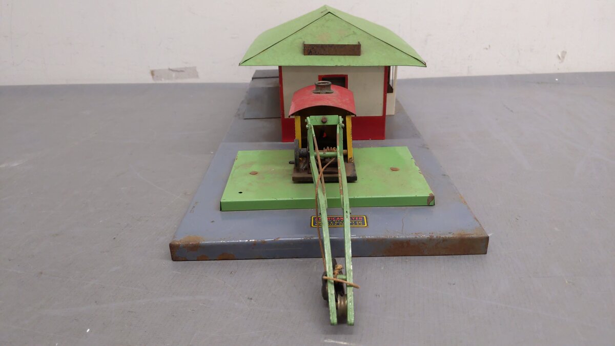 American Flyer 612 Vintage S Gauge Mystic Tin Freight/Passenger Station w/Crane VG