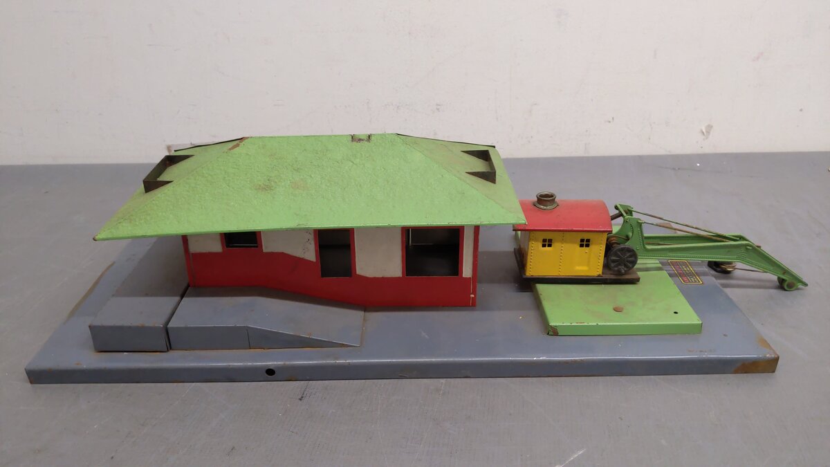 American Flyer 612 Vintage S Gauge Mystic Tin Freight/Passenger Station w/Crane VG